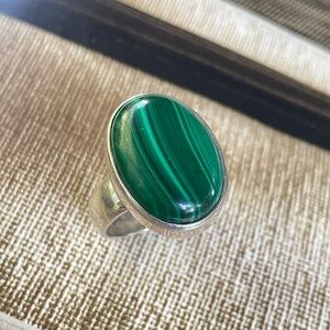 925 Sterling silver natural Malachite Ring in size US: 6